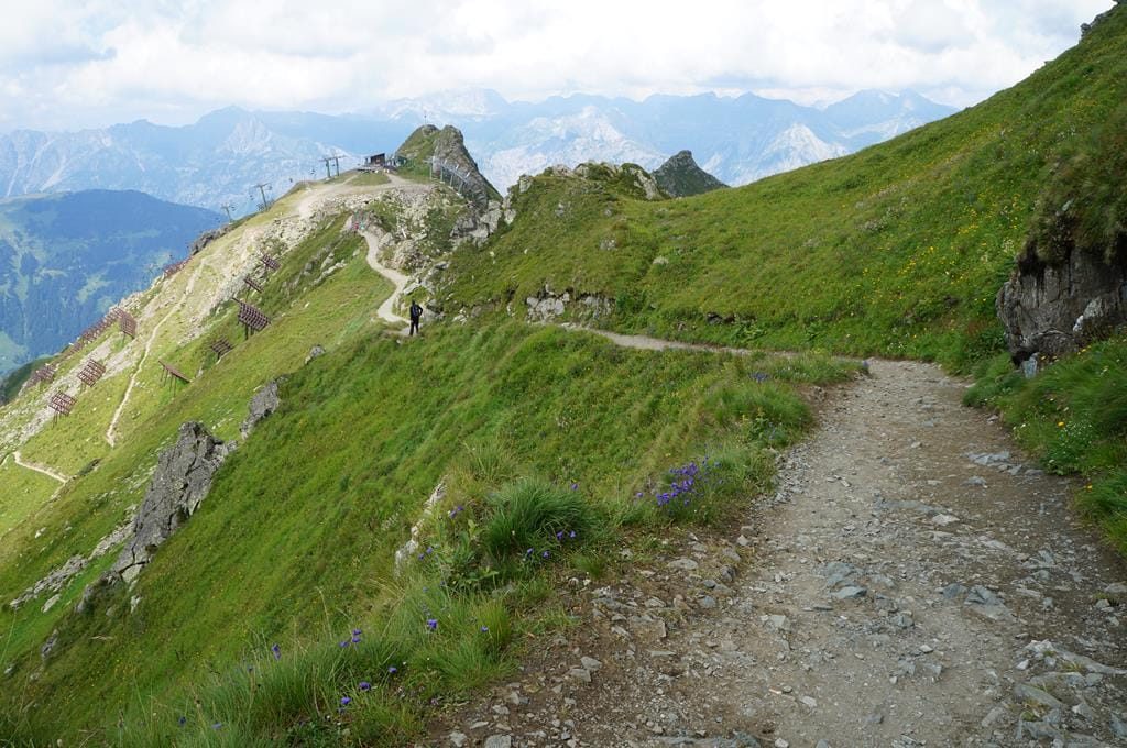 Silvretta Montafon summer: Hochjoch cable car & panorama trail