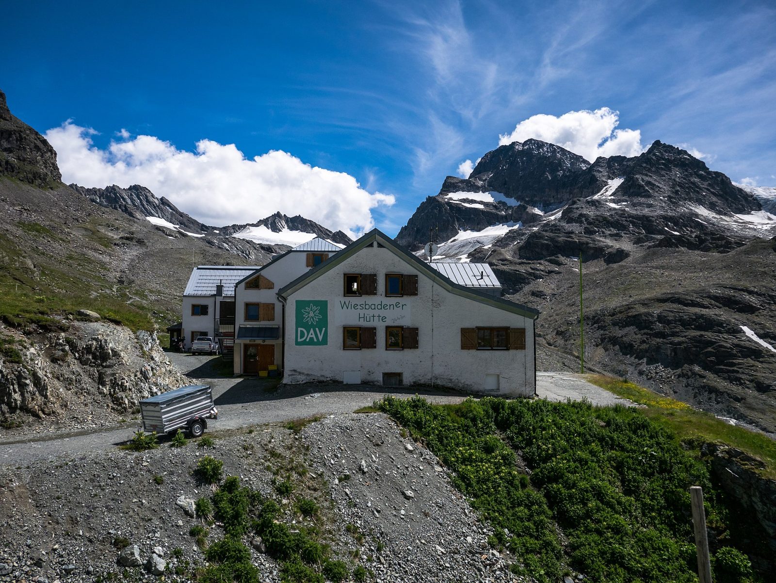 Wiesbadener Hütte auf 2.443 m